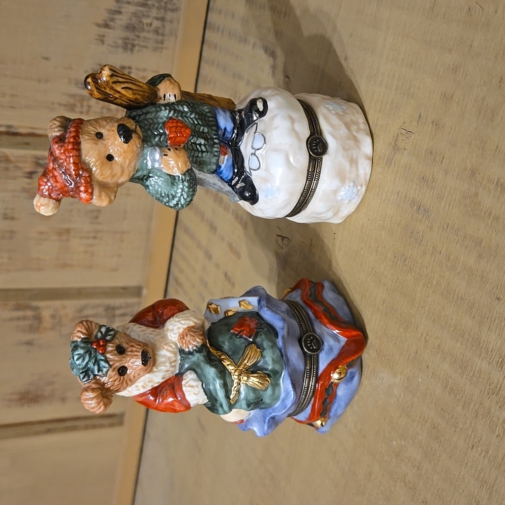 Boyds Bears Bearware Hinged Trinket Boxes Winter Christmas w/ Trinkets Set of 2